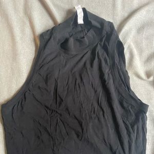 LULULEMON SIZE 10 CROP TOP HIGH NECK